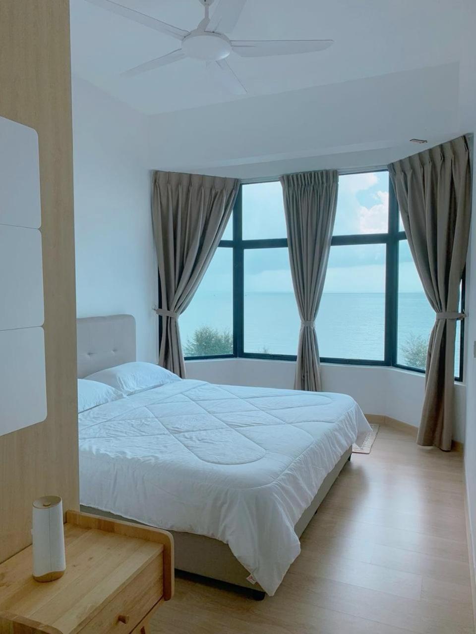 Pantai Puteri Melaka - Seaview 2 Bedroom Tanjung Kling ภายนอก รูปภาพ