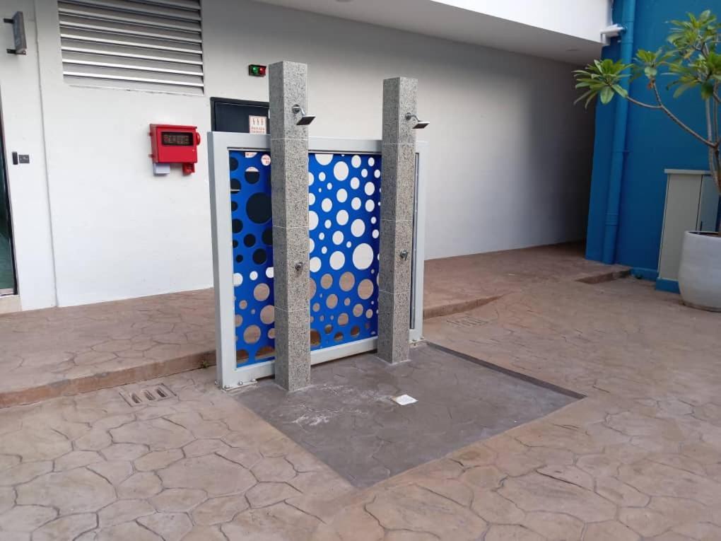 Pantai Puteri Melaka - Seaview 2 Bedroom Tanjung Kling ภายนอก รูปภาพ